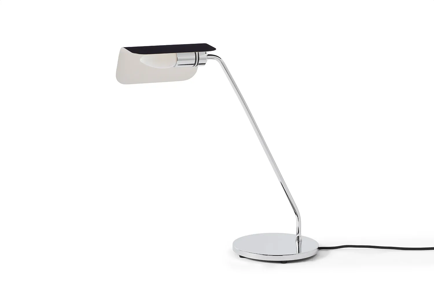 Apex Desk Lamp