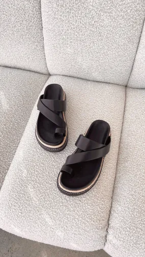 Armas Slide - Black