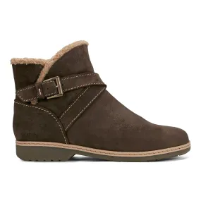 Hutton Water Repellent Round Toe Casual Booties