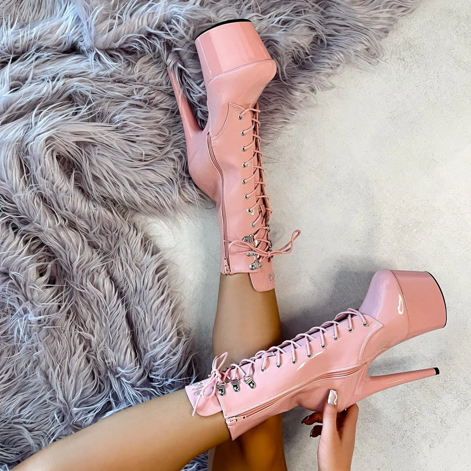 LipKit Boot - Candy Shop - 7 INCH