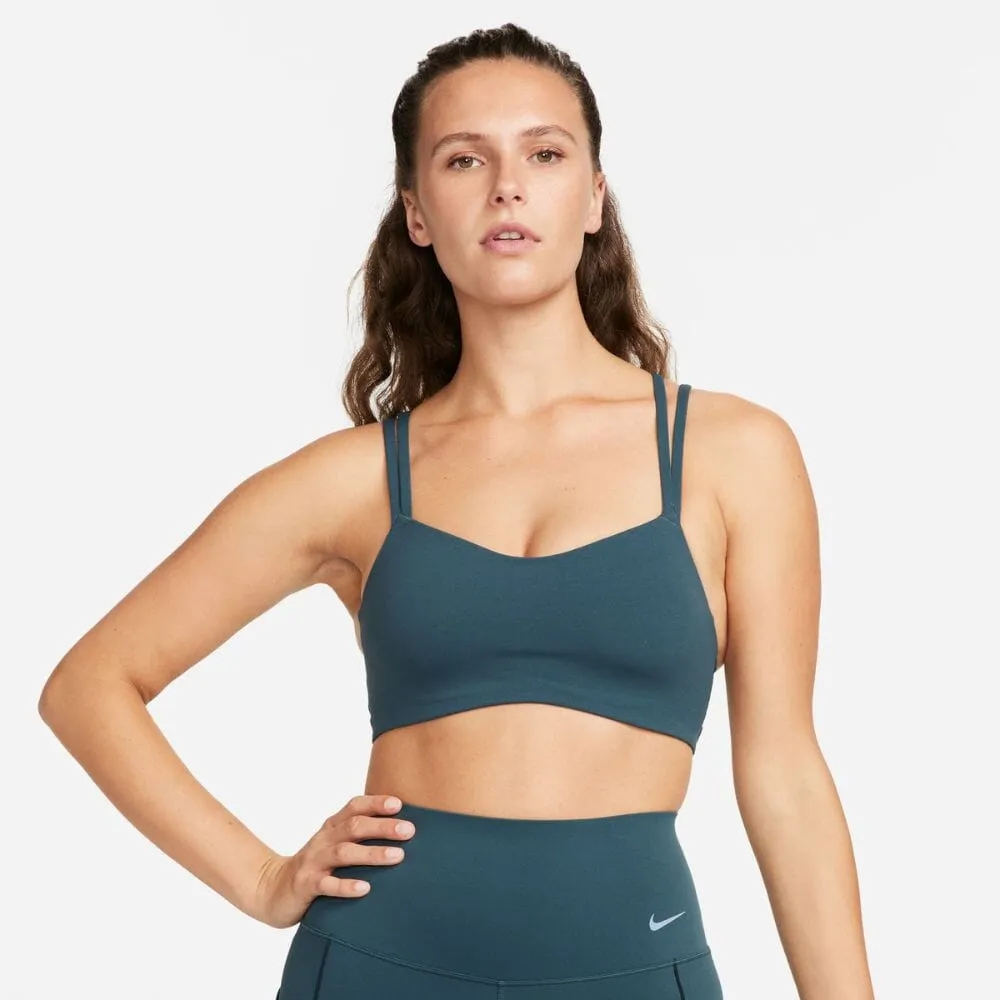 Nike Women's Alate Trace Light Support Sports Bra